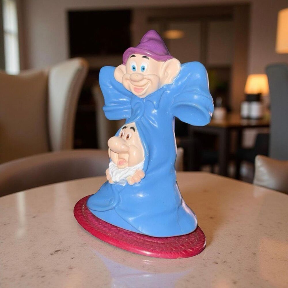 Snow White Seven Dwarfs Disney Dopey & Bashful Spinning Cake Topper A45